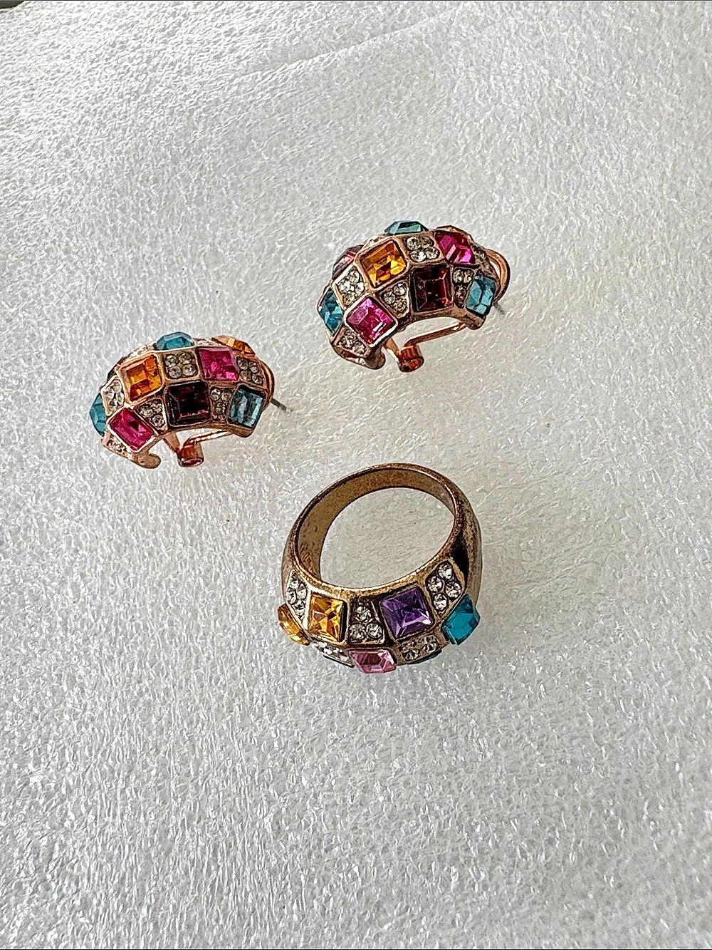 Multicolor Rhinestone Ring Set Like New 6 sale